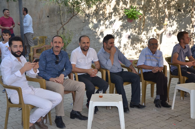 CHP'li Koparan'ın mutlu günü 65