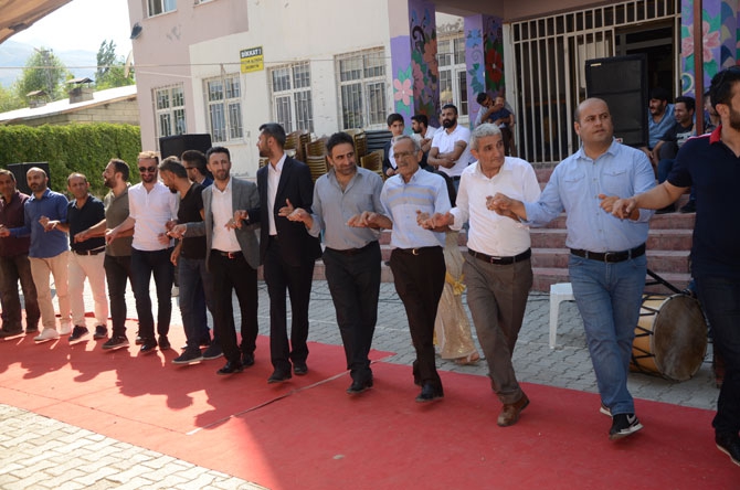 CHP'li Koparan'ın mutlu günü 74