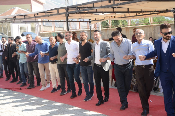 CHP'li Koparan'ın mutlu günü 76