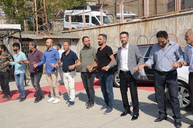 CHP'li Koparan'ın mutlu günü 78