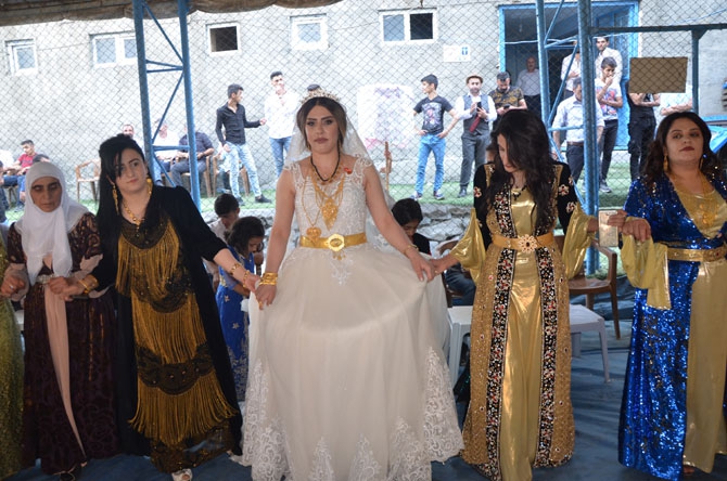 Ediş ailesinin mutlu günü! 38