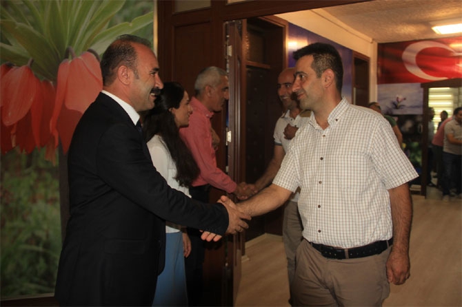 Hakkari belediyesinde bayramlaşma 10