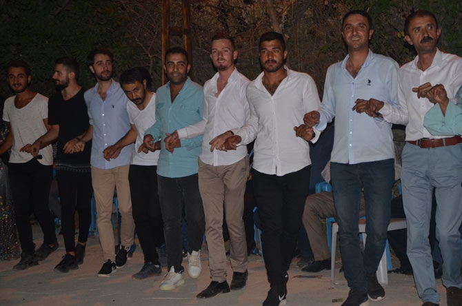 17 – 18 Ağustos Hakkari düğünleri! 25