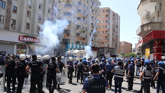 3 kentte kayyum protestoları 4