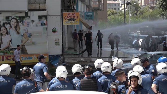 3 kentte kayyum protestoları 6