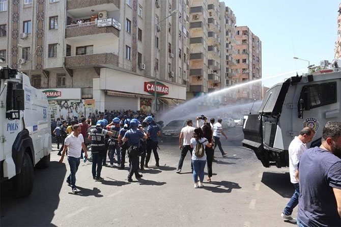 3 kentte kayyum protestoları 9
