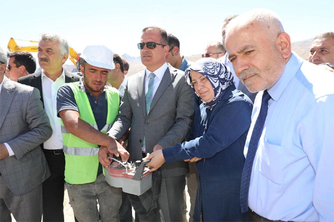 Hakkari üniversitesinin 2. Etabı başladı 2