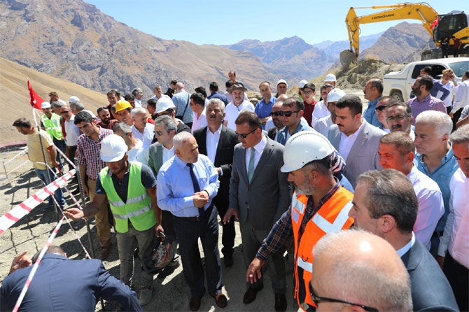 Hakkari üniversitesinin 2. Etabı başladı 3