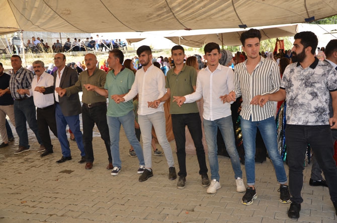 24 -25 Ağustos Hakkari düğünleri 60