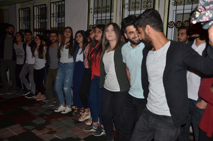 Hakkari'de Öğretmen ve Öğrenciler İftar Yemeğinde buluştu 12