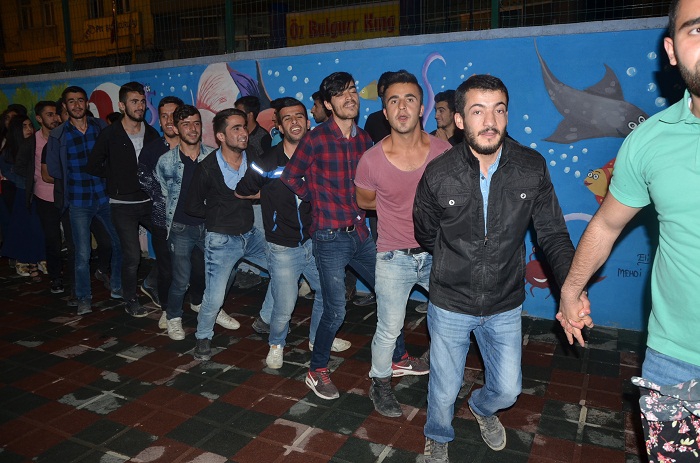 Hakkari'de Öğretmen ve Öğrenciler İftar Yemeğinde buluştu 15