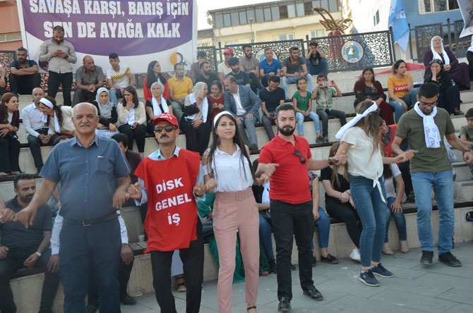 Hakkari’de ‘Barış şöleni’ 5