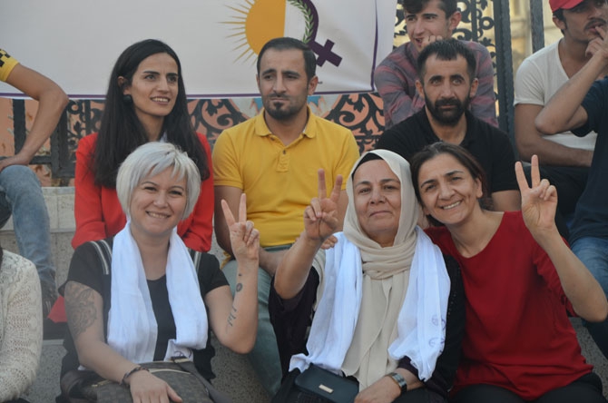 Hakkari’de ‘Barış şöleni’ 6