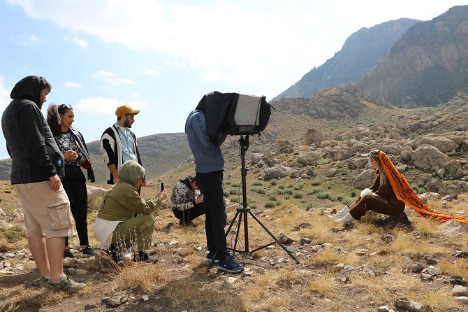 Hakkari'deki berçelan yaylası'nda moda çekimi 7