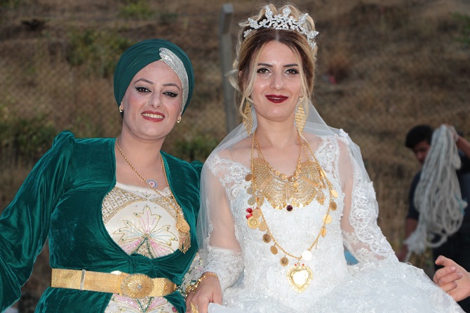 Arslan Ailesinni mutlu günü! 72