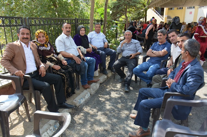 Kaya ailesinin mutlu günü! 11