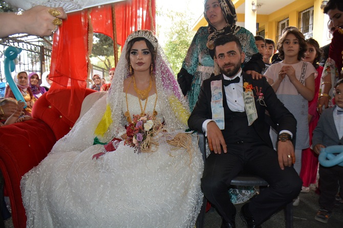 Kaya ailesinin mutlu günü! 12