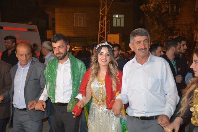 Kaya ailesinin mutlu günü! 15