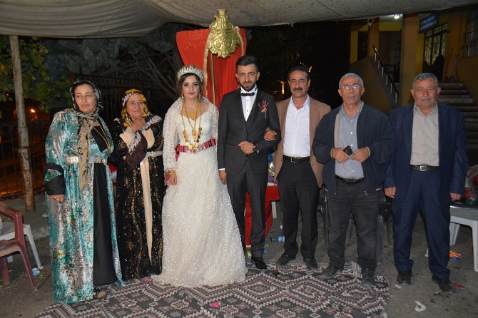 Kaya ailesinin mutlu günü! 23