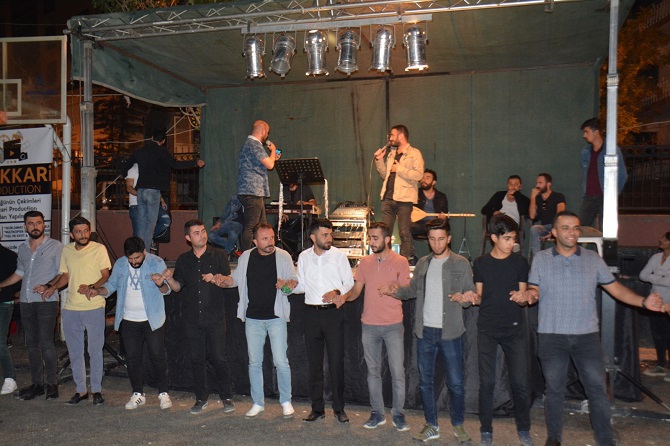 Kaya ailesinin mutlu günü! 34