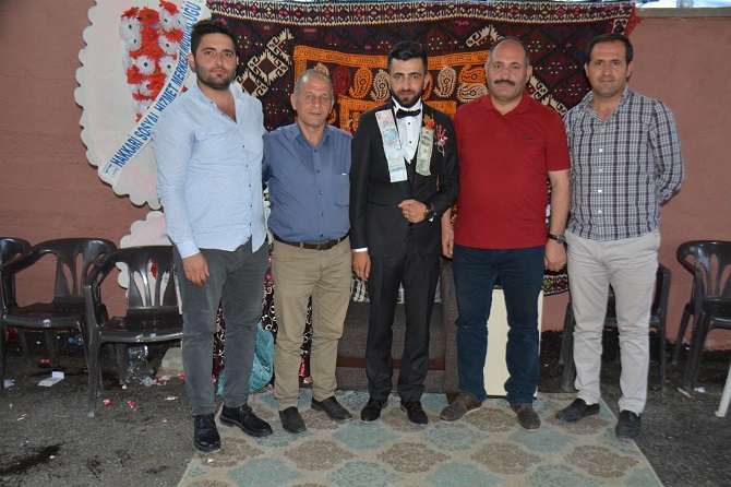 Kaya ailesinin mutlu günü! 6