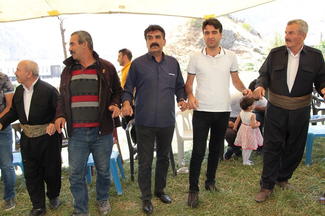 Arslan Ailesinin mutlu günü! 11