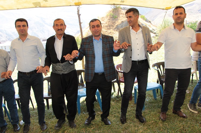 Arslan Ailesinin mutlu günü! 15