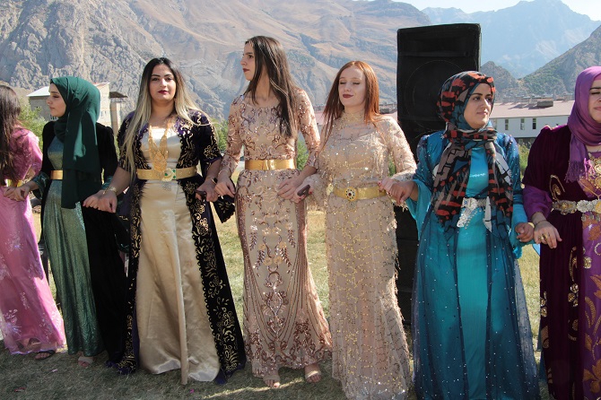 Arslan Ailesinin mutlu günü! 30