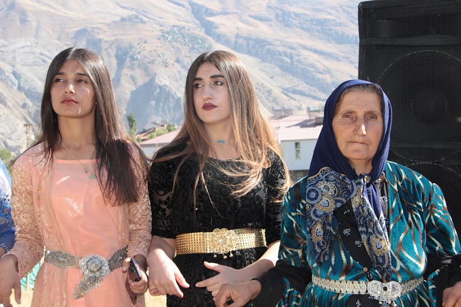 Arslan Ailesinin mutlu günü! 33