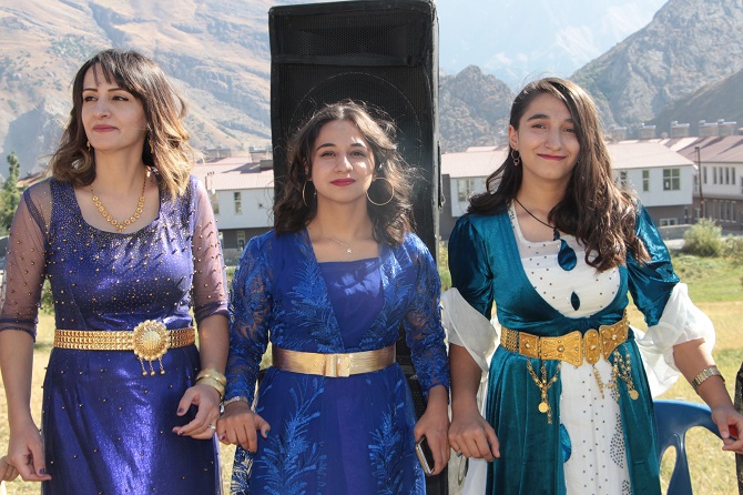 Arslan Ailesinin mutlu günü! 35