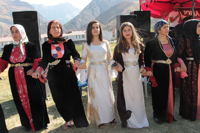 Arslan Ailesinin mutlu günü! 37