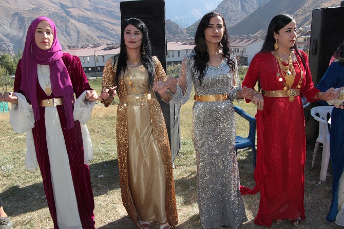 Arslan Ailesinin mutlu günü! 39