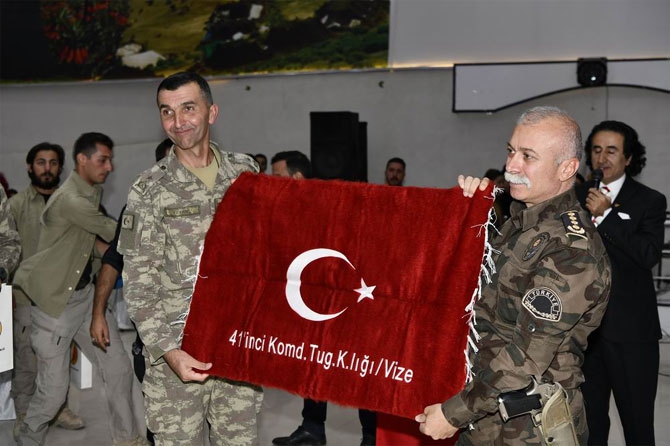 Hakkari Emniyet Müdürü Dilberoğlu veda etti! 21