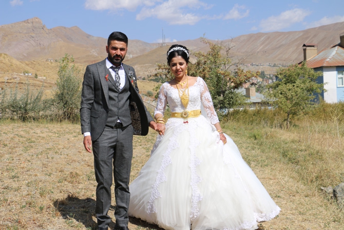 Pala Ailesinin mutlu günü! 12