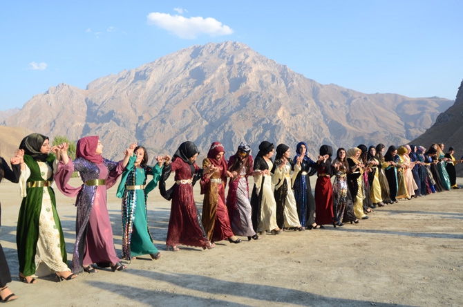 Pala Ailesinin mutlu günü! 18