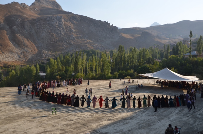 Pala Ailesinin mutlu günü! 76