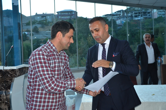 Hakkari Barosu kongreye gitti 18