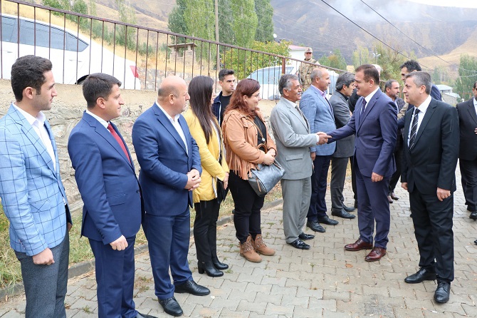 Hakkari'de Kütüphane, 112 çağrı merkezi ve park açılışı 16