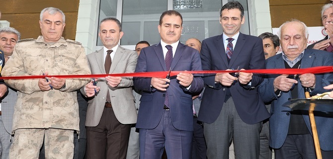 Hakkari'de Kütüphane, 112 çağrı merkezi ve park açılışı 5