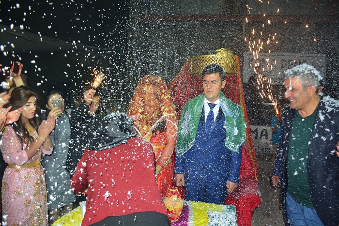 Önal Ailesinin mutlu günü! 18