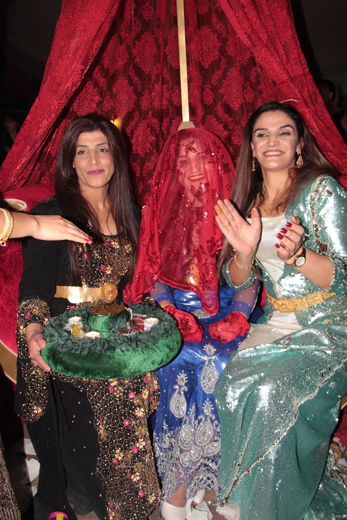 Önal Ailesinin mutlu günü! 50