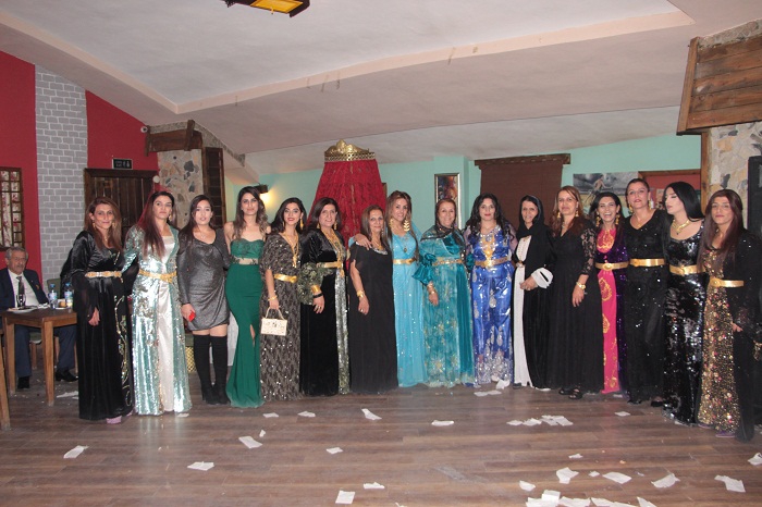 Önal Ailesinin mutlu günü! 52