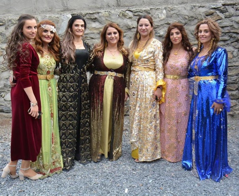 Önal Ailesinin mutlu günü! 59