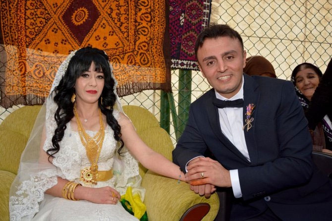 Selçuk ve Taş ailelerinin mutlu günü 1