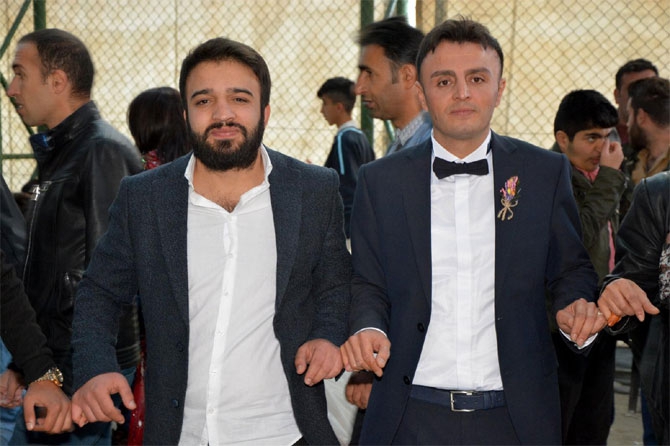 Selçuk ve Taş ailelerinin mutlu günü 7