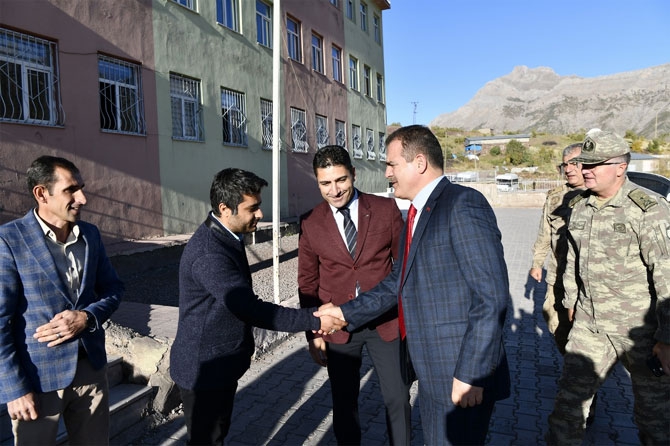 Vali Akbıyık Aktütün ve Konur köylerini ziyaret etti 14