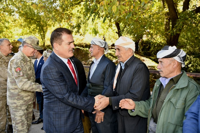 Vali Akbıyık Aktütün ve Konur köylerini ziyaret etti 4