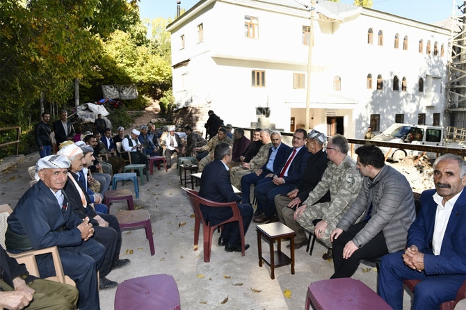 Vali Akbıyık Aktütün ve Konur köylerini ziyaret etti 5