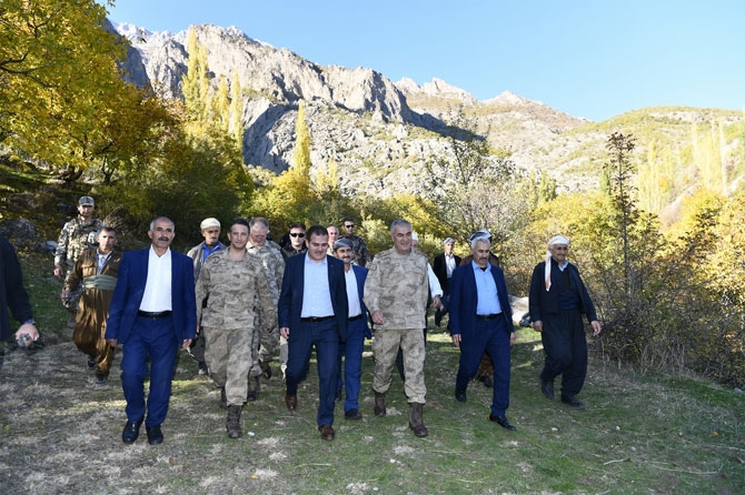 Vali Akbıyık Aktütün ve Konur köylerini ziyaret etti 9