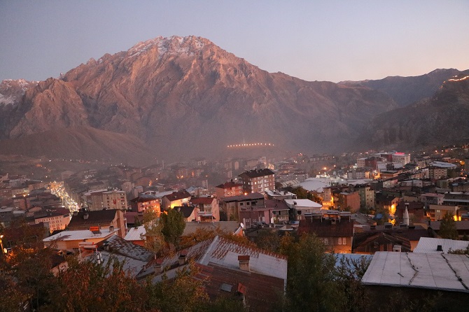 Hakkari, doğal gaza kavuştu 24